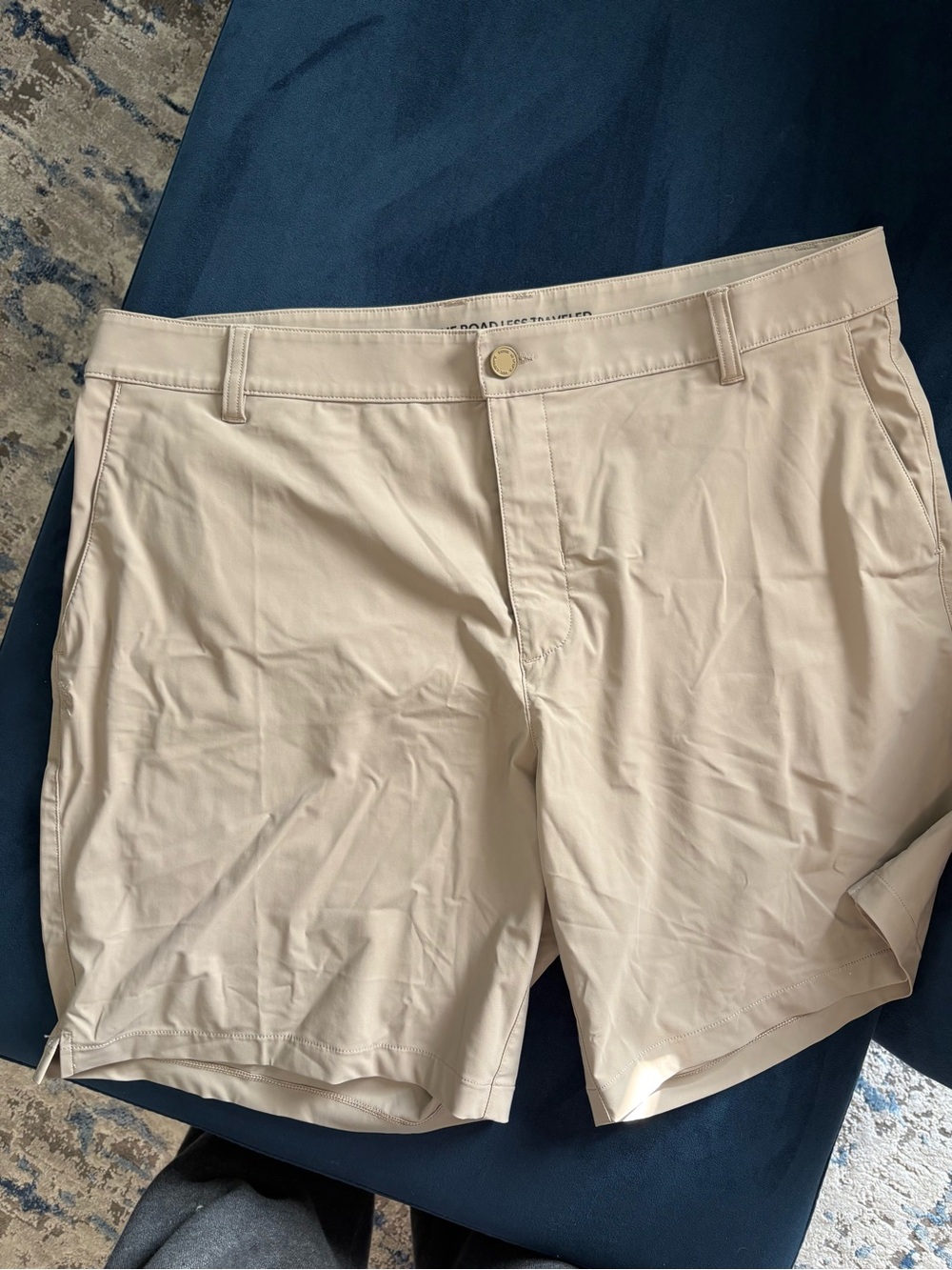 Rhone men’s Light Beige Shorts Size 38